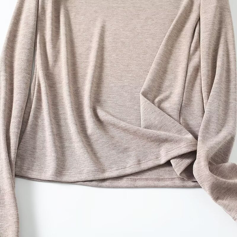 Women's long sleeved off shoulder collar slim T-shirt