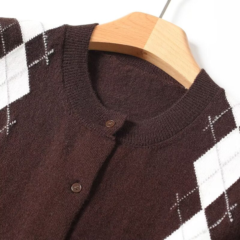 Women's retro O Neck argyle patterned knitted vest